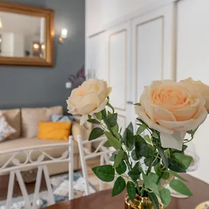  Apartment Main Street By Raspberry Cascade